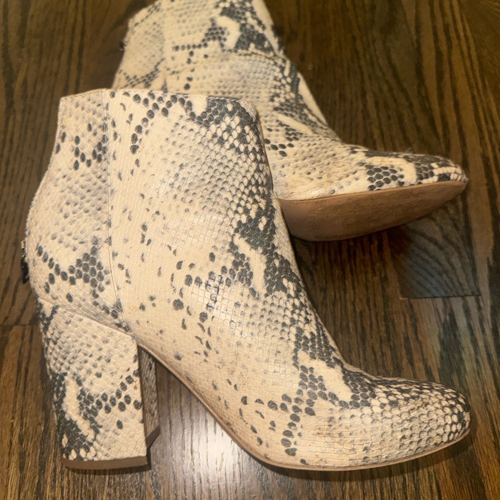 Steve Madden Beige and Black Snakeskin Heeled Boots
